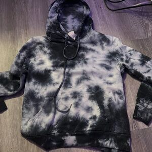 hoodie- small hole by the pocket